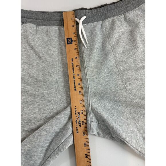 Old Navy Gray Fleece Shorts - Men's Large - Picture 9 of 12